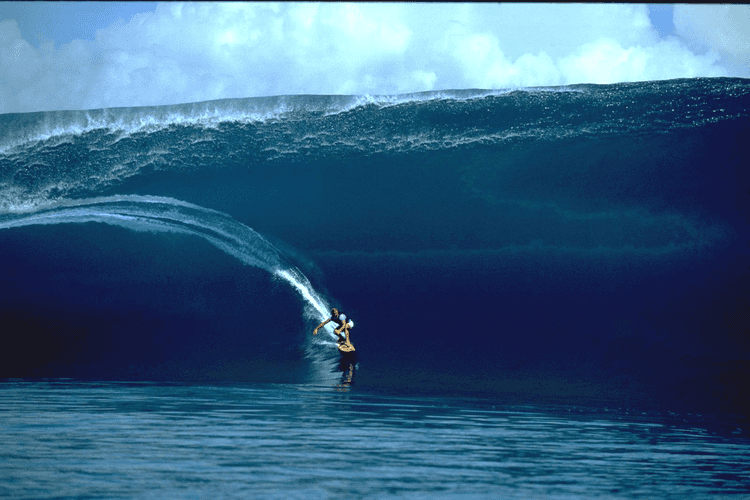 Laird, Surfing